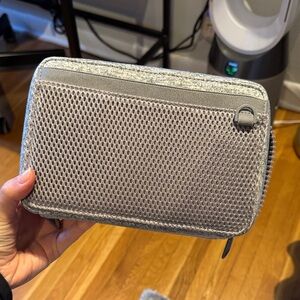 DAGNE DOVER ACCESSORIES CASE Gray Mesh Travel Organizer